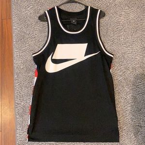 Nike Sportwear jersey